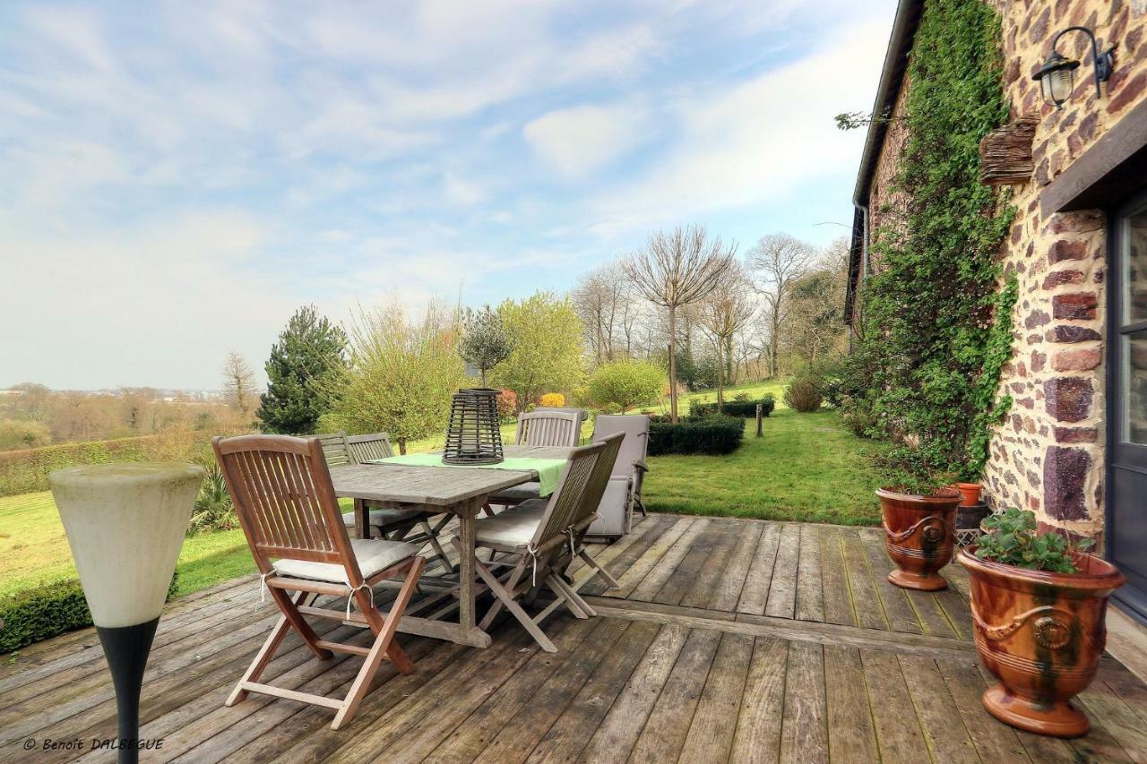 Bed and Breakfast Domaine Du Val Ory Iffendic Экстерьер фото